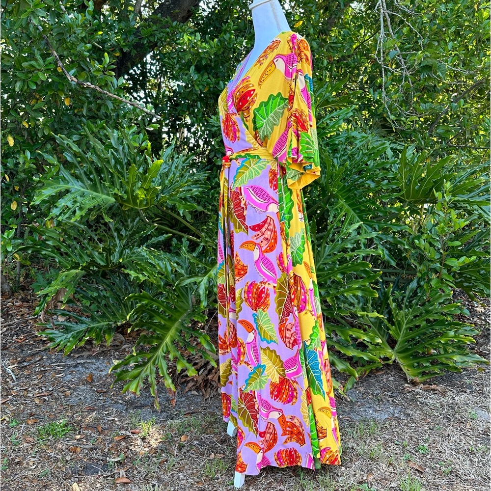 FARM RIO Mixed Beaks & Bananas Maxi Wrap Dress - Picture 4 of 16